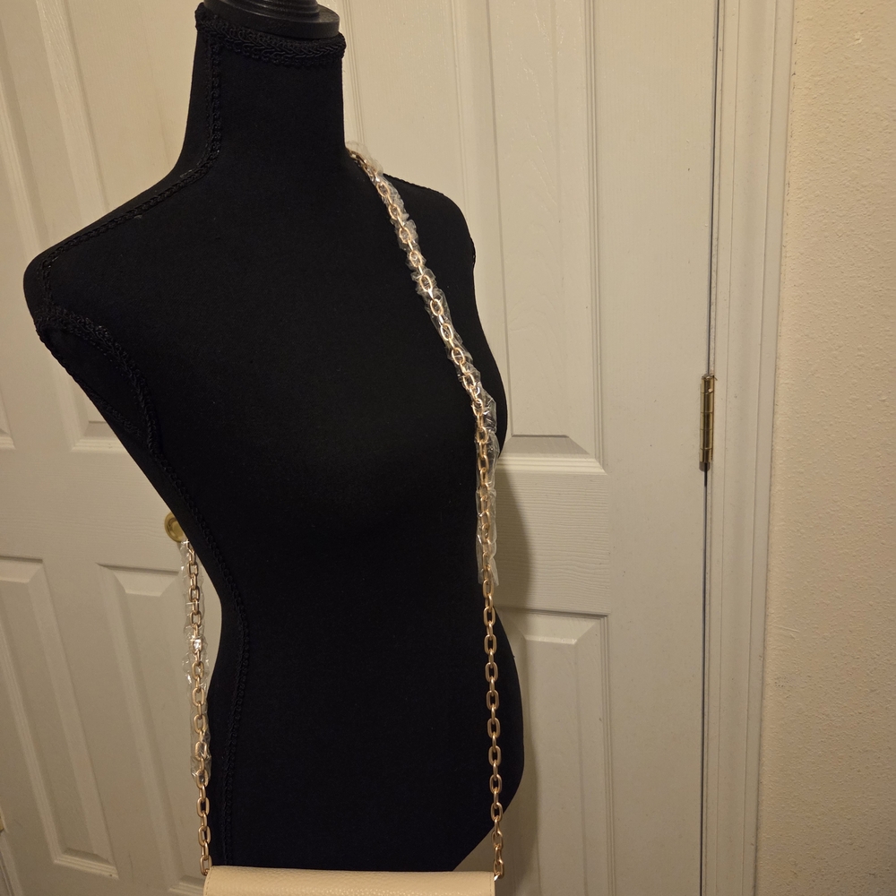 Mario Valentino Elegant Cream Wallet
